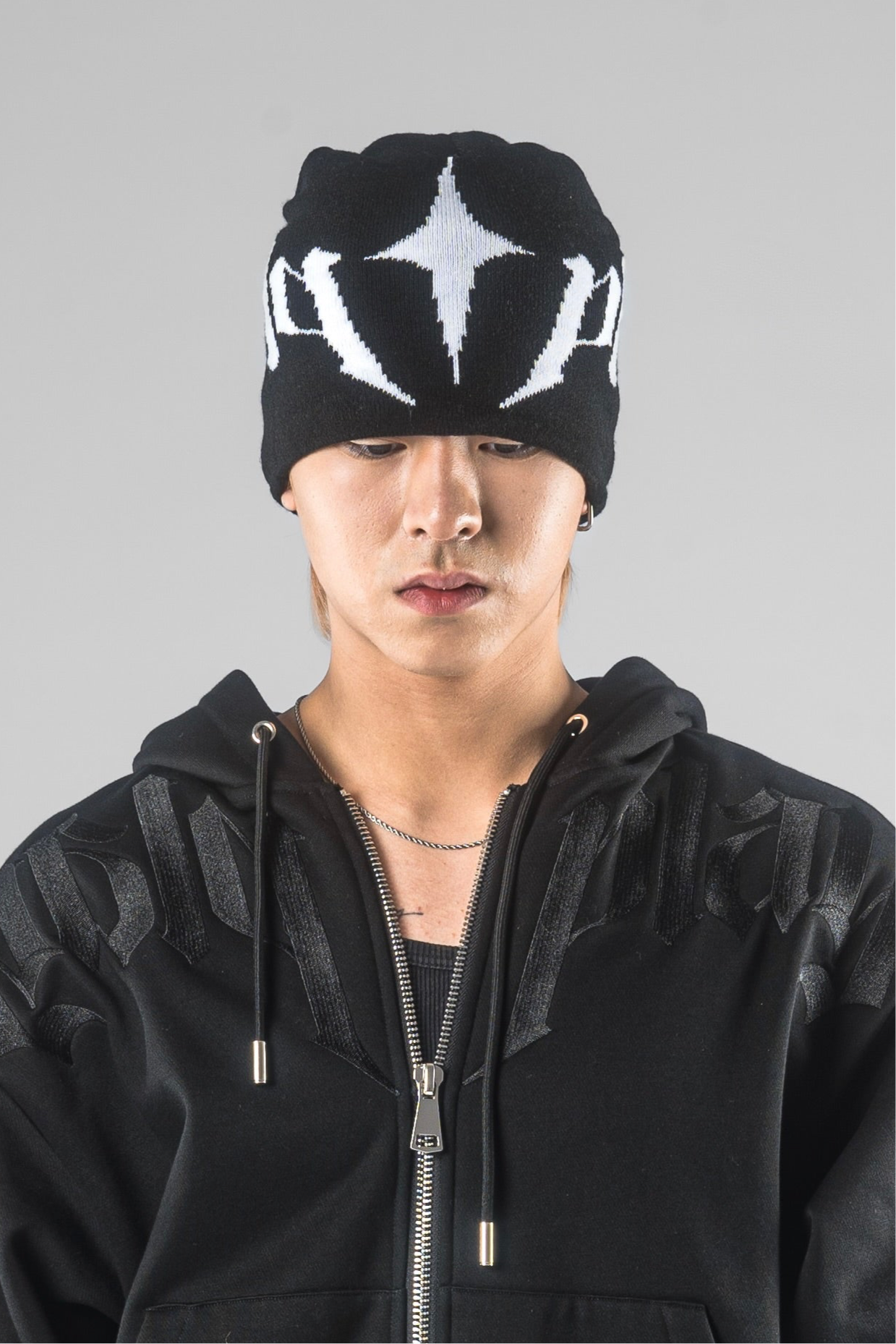 TWILIGHT SKULLCAP (White/Black)