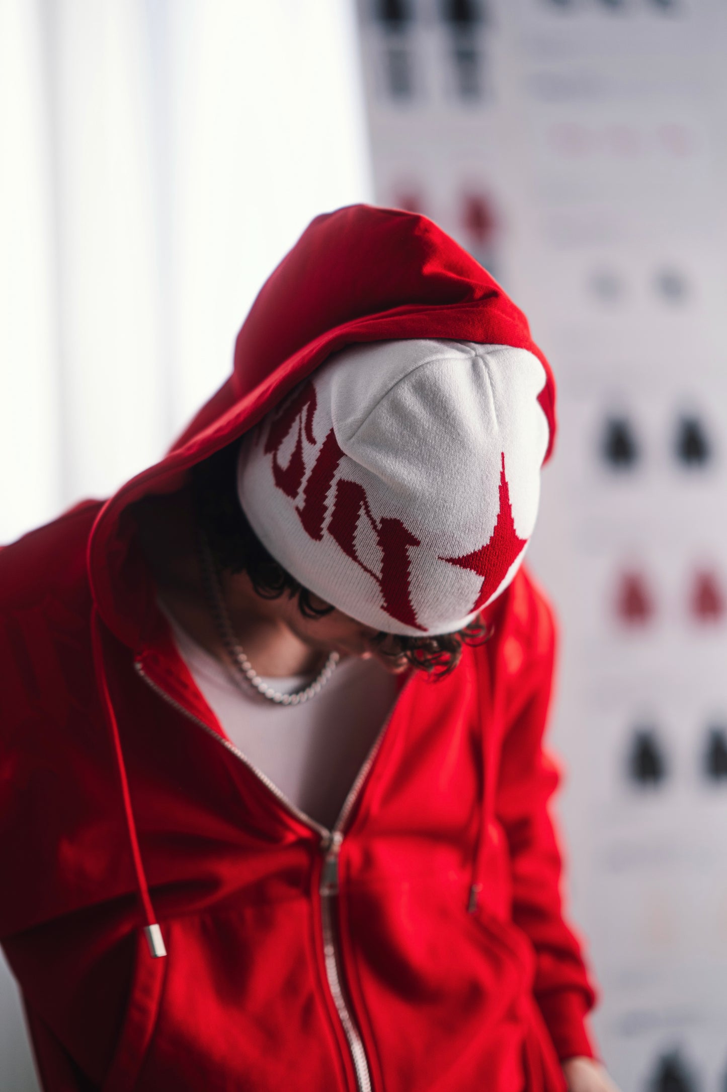 TWILIGHT SKULLCAP (Red/White)