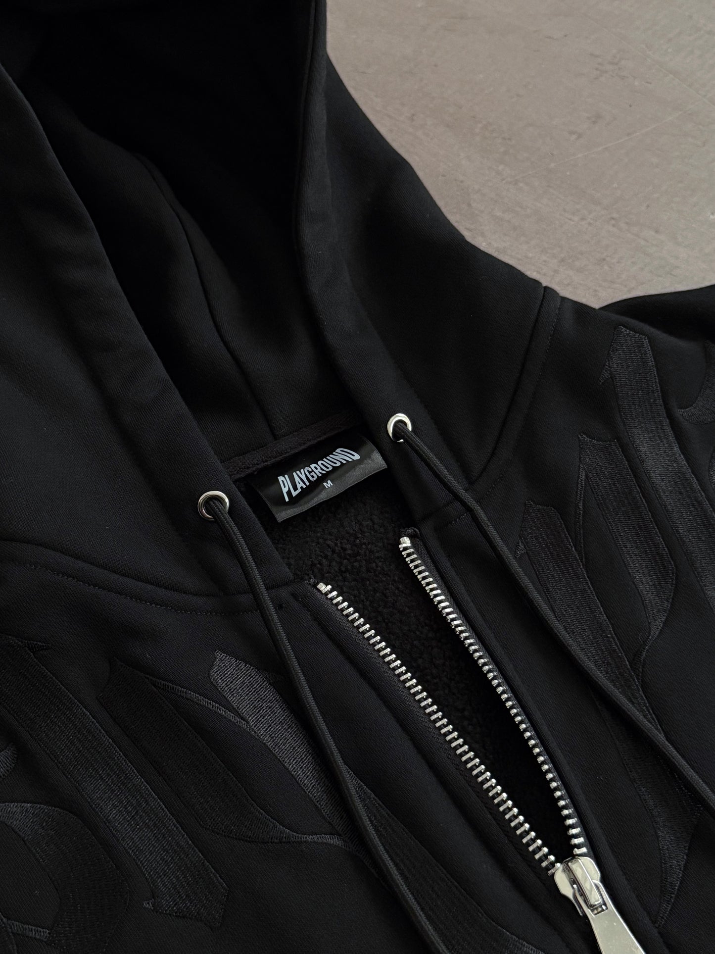 PINNACLE HOODIE (Black)